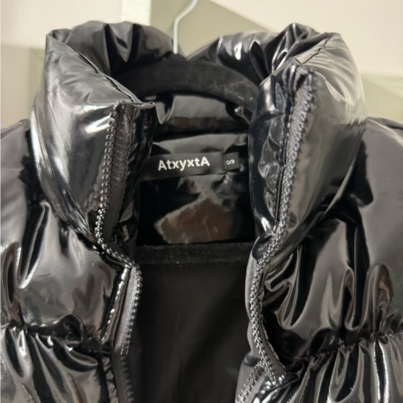 Jacket - Picture 2 of 5